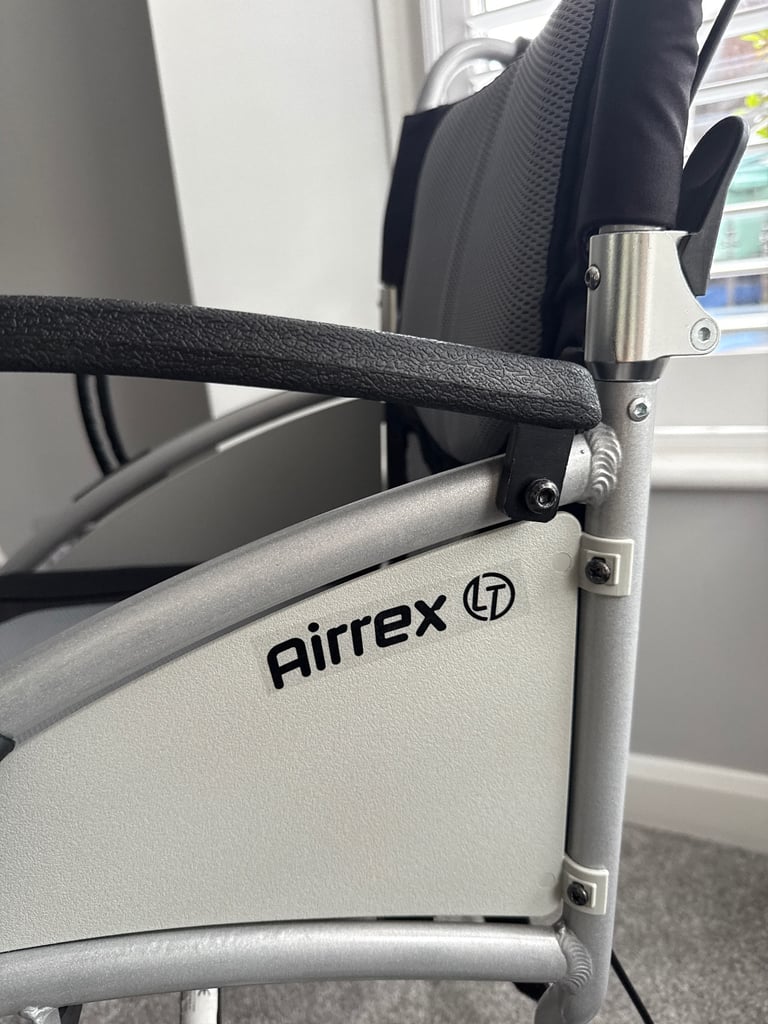 Wheel chair 