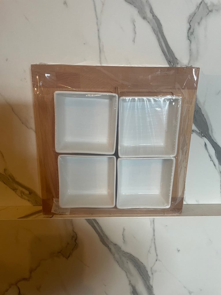 image for Ceramic and beech wood dip dishes NEW