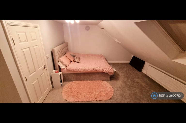 4 bedroom flat in Locket Road, Harrow, HA3 (4 bed) (#2607713)