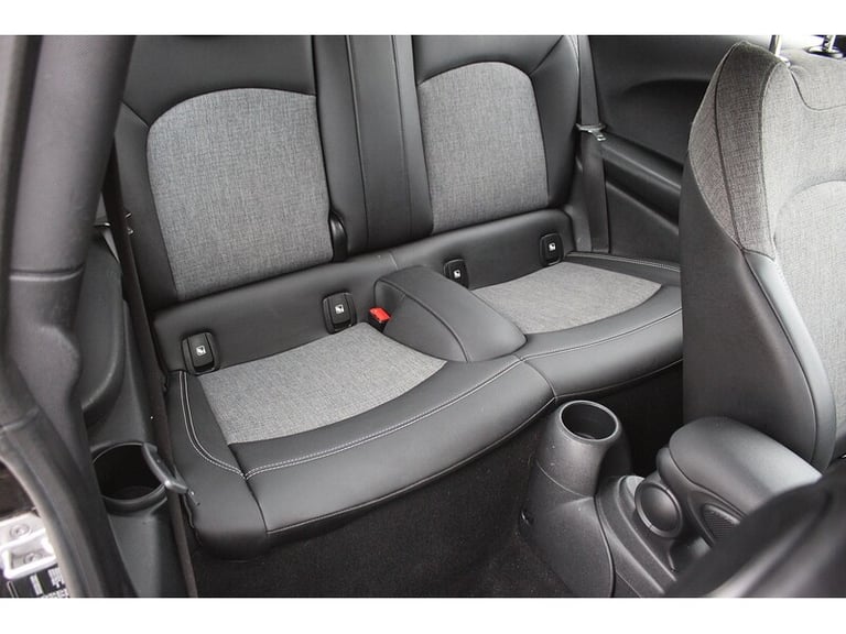 2020 MINI Electric Hatch Cooper SE Level 2 Hatchback Electric Automatic