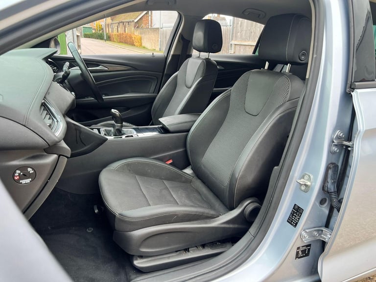 2018 Vauxhall Insignia 1.5i Turbo SRi Nav Grand Sport Euro 6 (s/s) 5dr HATCHBACK Petrol Manual
