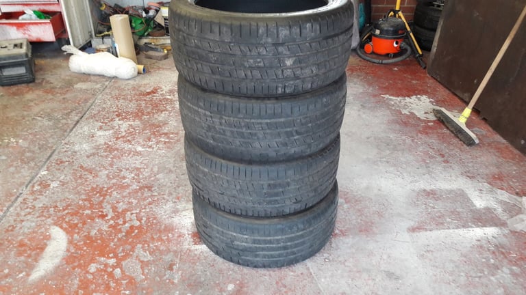 SET OF FOUR 255 40 19 TYRES