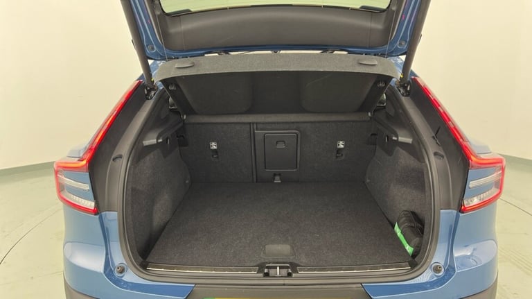 2023 Volvo C40 Recharge Core, Single Motor, Electric Estate Electric Automatic