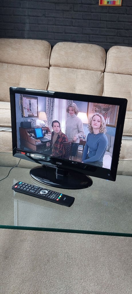 12V 19 inch Freeview Caravan Tv with Dvd