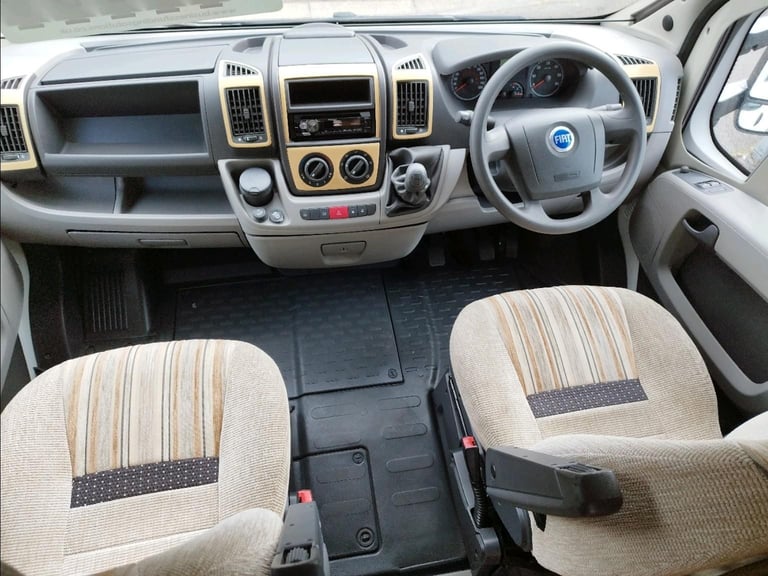 Bessacarr E460 2 berth  DIESEL MANUAL 2007/57