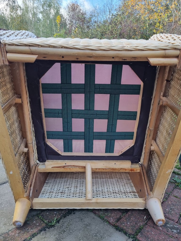 Three Piece Conservatory/Summer Room Suite.Delivery