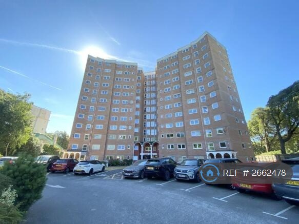 2 bedroom flat in Craghead, Bournemouth, BH1 (2 bed) (#2662478)