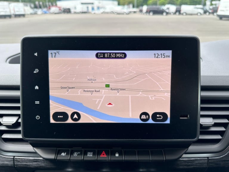 2024 Renault Trafic 2.0 dCi Blue 30 Extra Sport Crew Van EDC LWB Euro 6 (s/s) 6dr WINDOW VAN Dies...