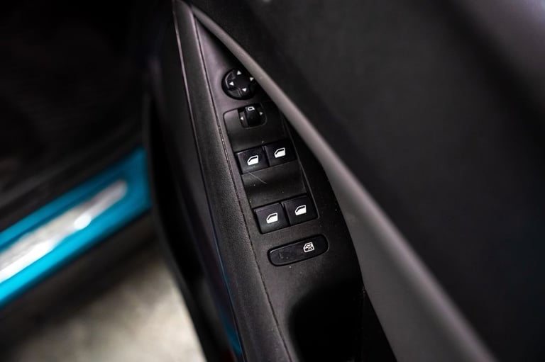 2018 Vauxhall Crossland X 1.6 Turbo D Tech Line Nav SUV 5dr Diesel Manual Euro 6 (s/s) (120 ps) D...