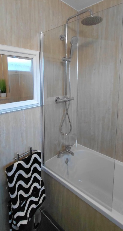2 bedroom house in Lenzie Avenue, Livingston, West Lothian, EH54 8NU