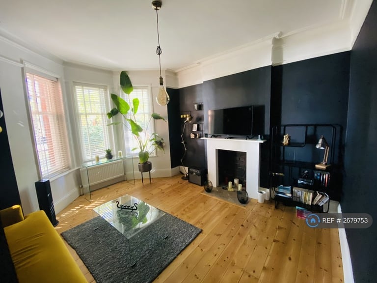 image for 2 bedroom flat in Mount Nod Road, London, SW16 (2 bed) (#2679753)