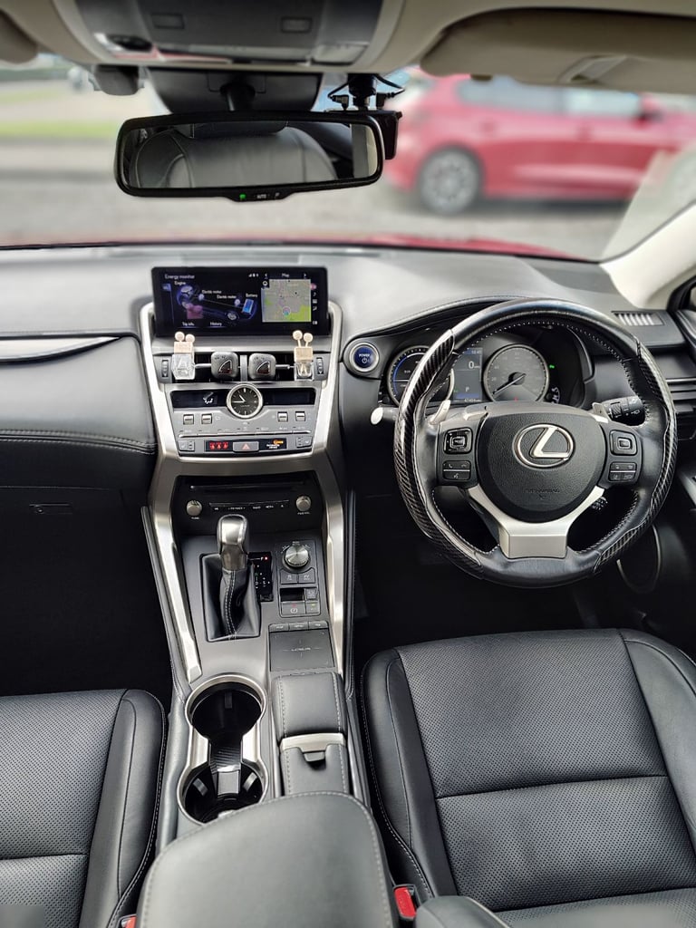 Lexus NX 2018