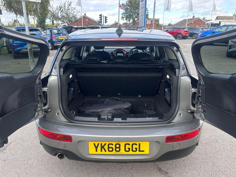 2019 MINI Clubman Clubman Cooper D Exclusive ESTATE Diesel Automatic