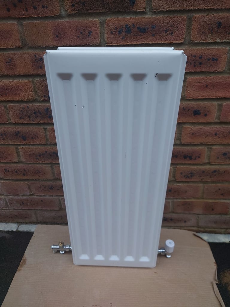 Vertical Panel Radiator Type 21 290mm x 690mm