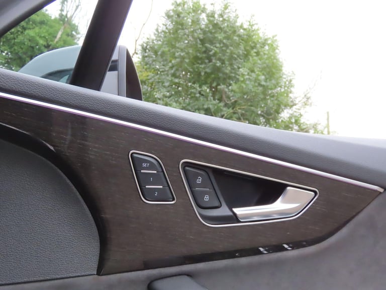 2022 Audi Q7 3.0 TDI V6 45 Black Edition Tiptronic quattro Euro 6 (s/s) 5dr ESTATE Diesel Automatic