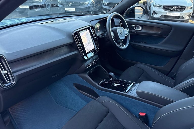 2022 Volvo XC40 Recharge Twin 78kWh Ultimate SUV 5dr Electric Auto AWD (408 ps) ESTATE Electric A...