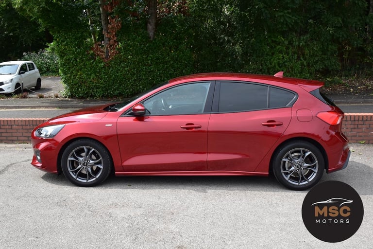 2018 Ford Focus 1.0T EcoBoost ST-Line Hatchback 5dr Petrol Manual Euro 6 (s/s) (125 ps) Hatchback...