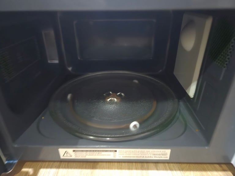 TOSHIBA 20 Liter 800W Manual Control Solo Small Microwave - B13