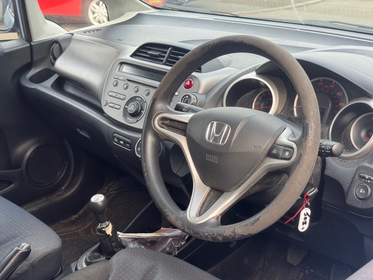 Honda Jazz SE 1.2 I-VTEC SE petrol 88 BHP 64k mile 2009