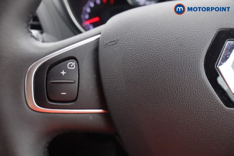 2018 Renault Captur 0.9 TCE 90 Iconic 5dr SUV Petrol Manual