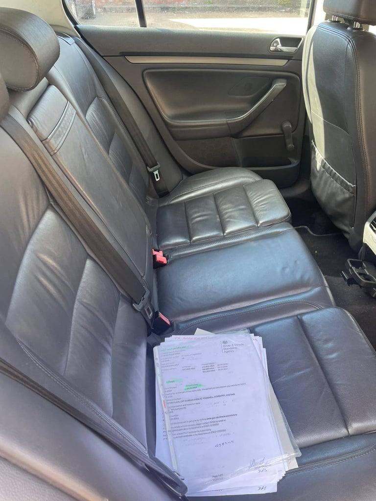 Volkswagen, GOLF, Hatchback, 2004, Manual, 1896 (cc), 5 doors
