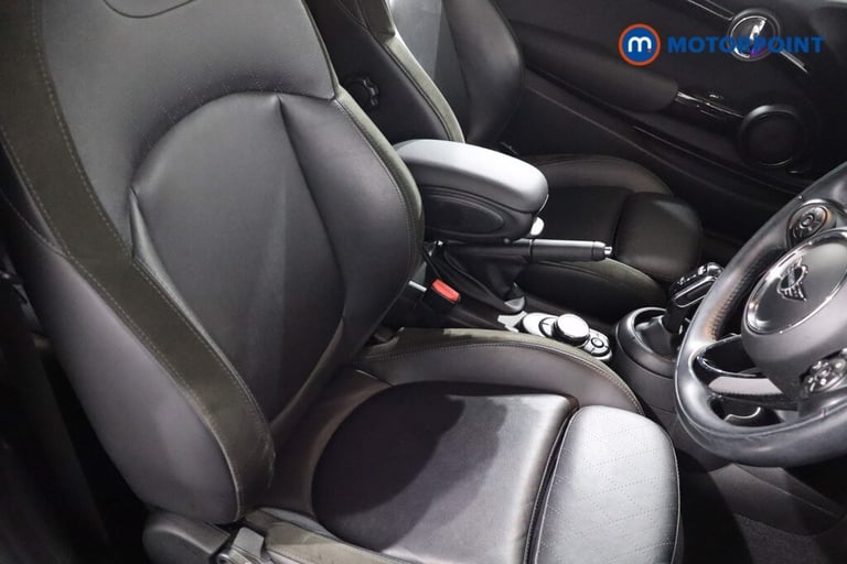 2018 MINI Hatch 1.5 Cooper II 3dr Auto [Chili-Nav-Plus Pack] Hatchback Petrol Automatic
