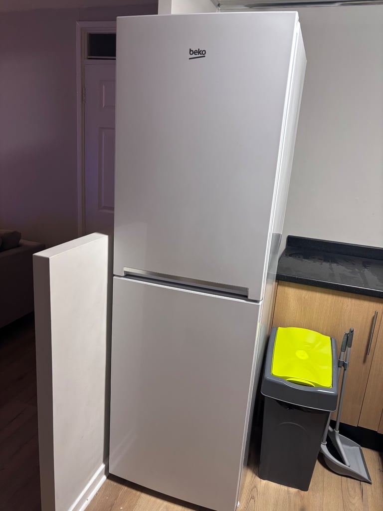 image for Beko fridge freezer 