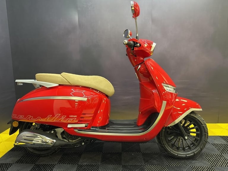 Keeway Versilia 125cc Learner Legal Classic Style Scooter