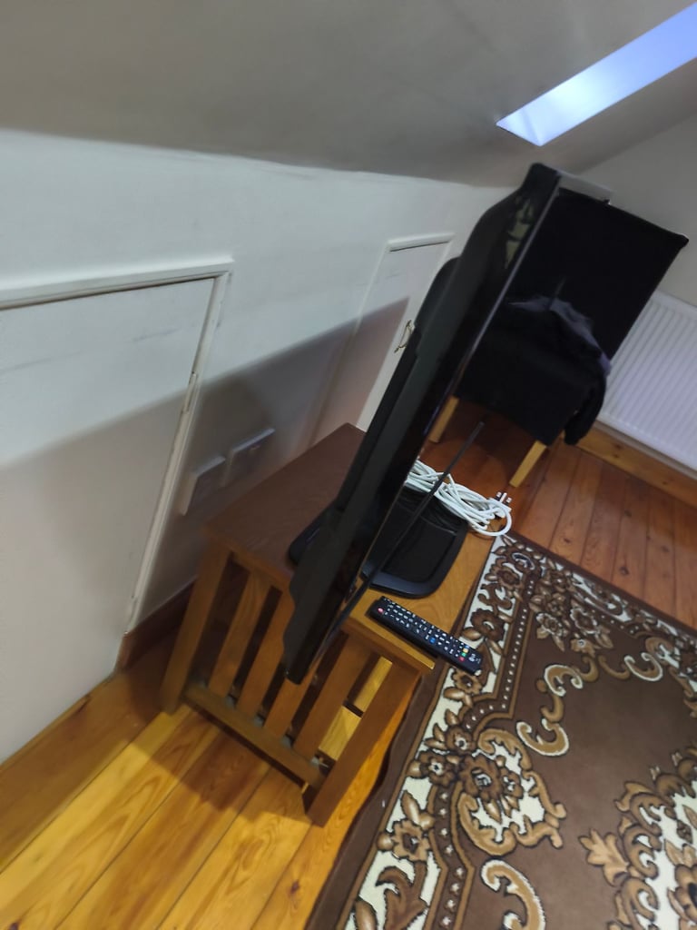 Lg LED TV 42" full HD ideal for gaming 