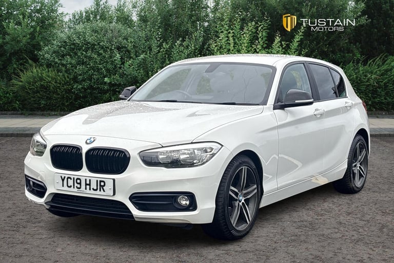  BMW 1 Series 5 Door 1.5 118i Sport Hatchback 5dr Petrol Manual Euro 6 s/s 136