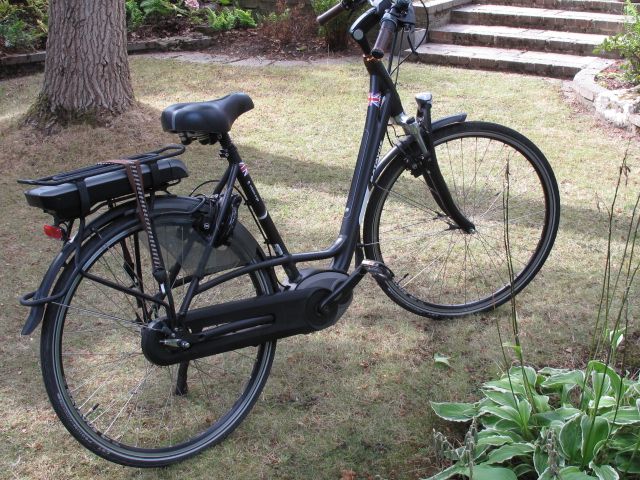 Batavus Milano E-Go Dutch electric bike, colour black