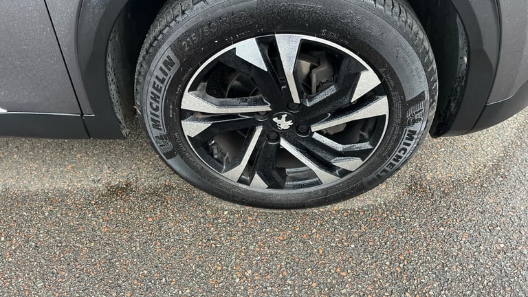 2023 Peugeot 2008 1.2 PureTech 130 Allure Premium+ 5dr HATCHBACK PETROL Manual
