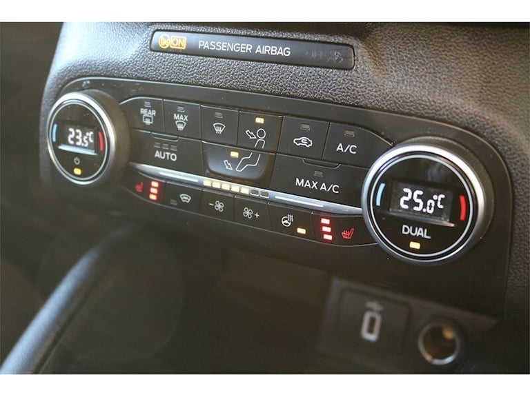 2019 Ford Focus EcoBlue Vignale Hatchback Diesel Manual