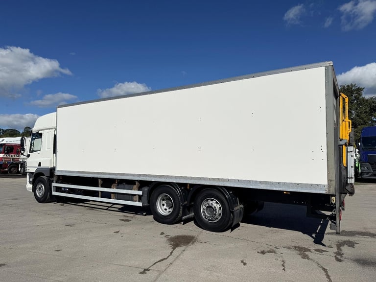 2020 DAF CF 340 6X2 BOX 