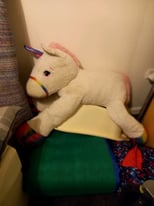 Large white unicorn 🦄 pony new 