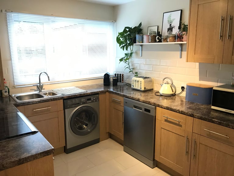 Double room in 2 bed - all bills included