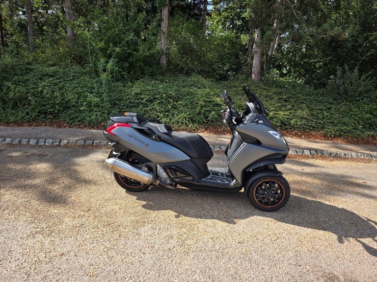 2014 Peugeot Metropolis 400 RS