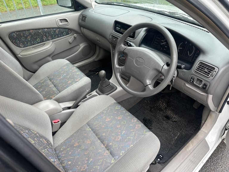 1998 Toyota Corolla 2.0D Diesel Sportif 5 Door 1 Lady Owner LOW MILEAGE