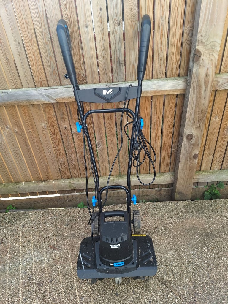 Earth tiller rotavator 