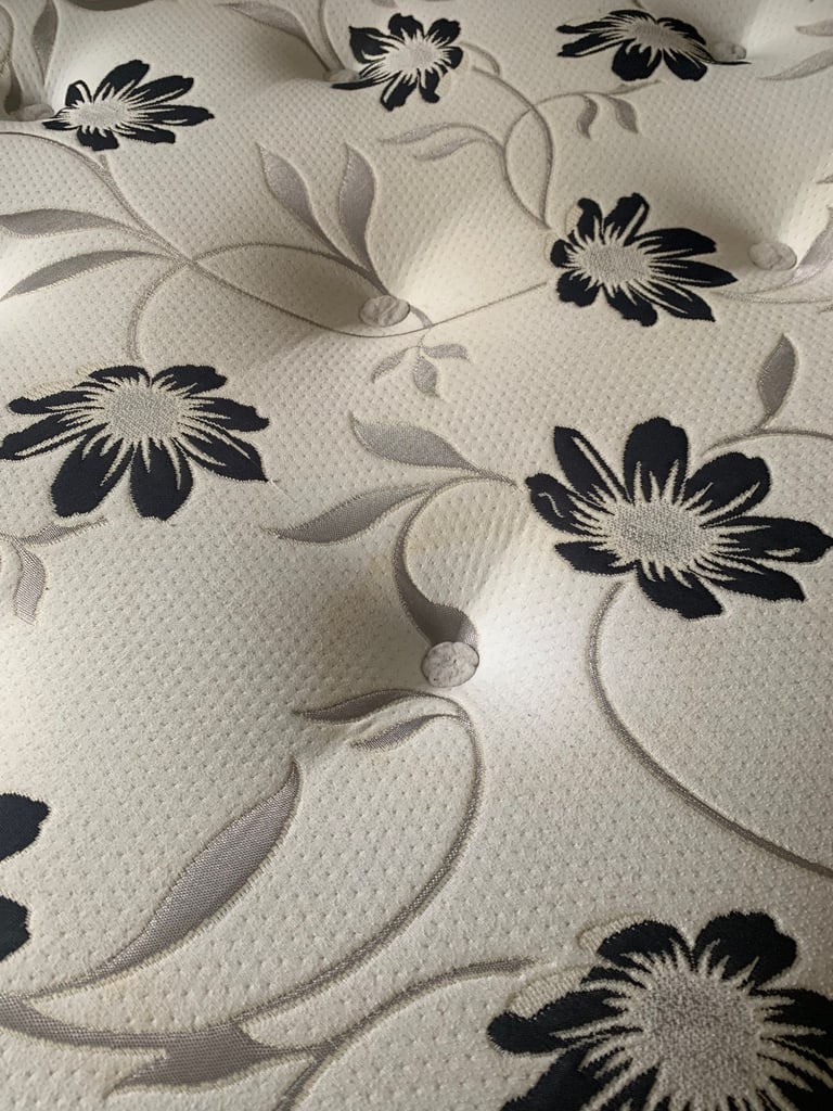 King size Bed Black Leather thick mattress