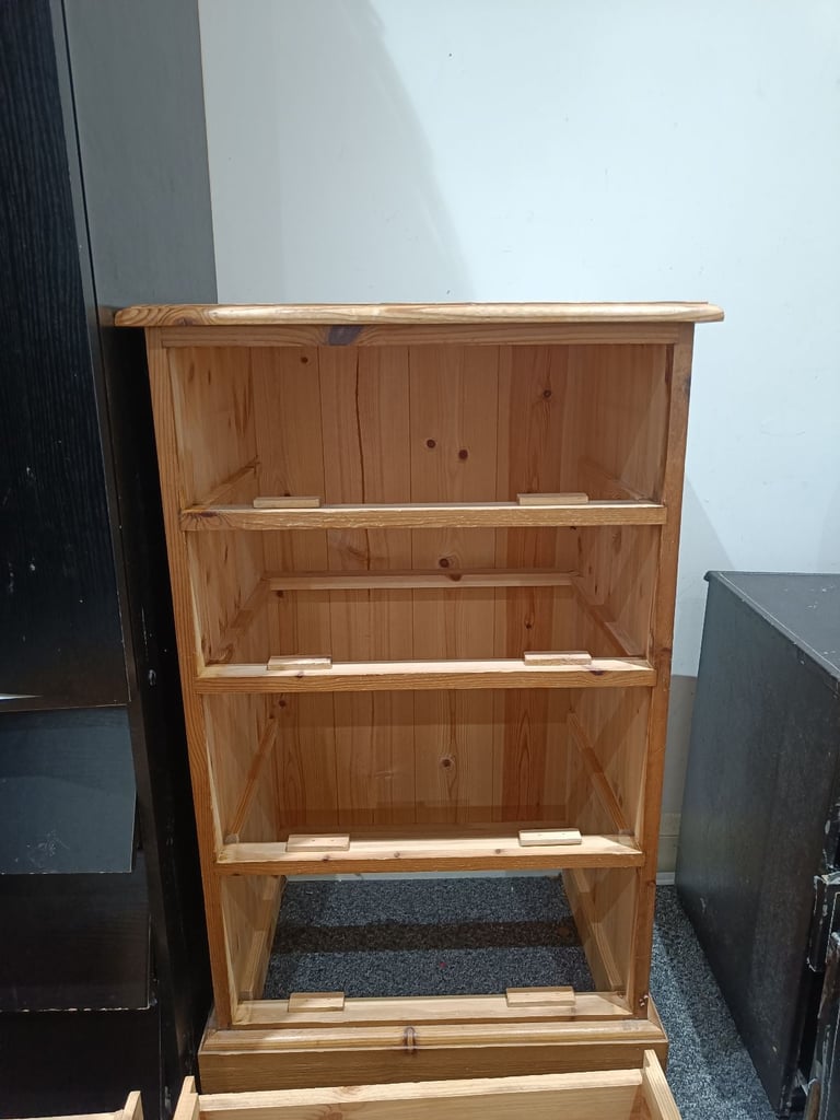 Wooden chest Drawer 