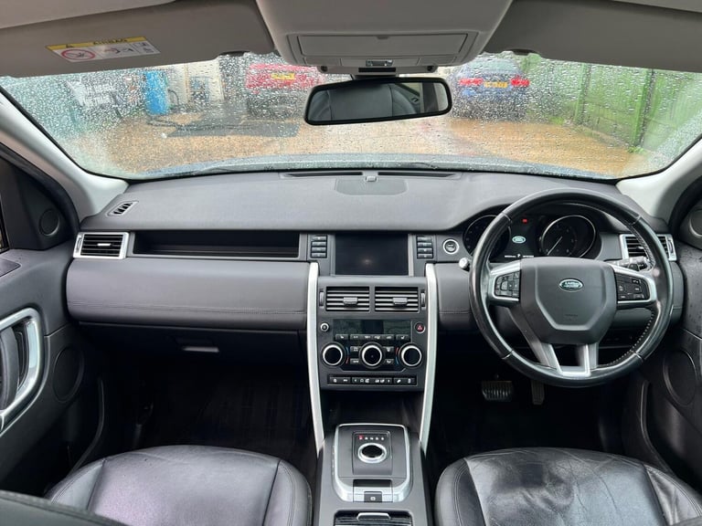 2017 Land Rover Discovery Sport 2.0 TD4 SE Tech Auto 4WD Euro 6 (s/s) 5dr ESTATE Diesel Automatic