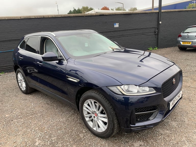 2017 Jaguar F-Pace 2.0d Portfolio 5dr Auto AWD ESTATE Diesel Automatic