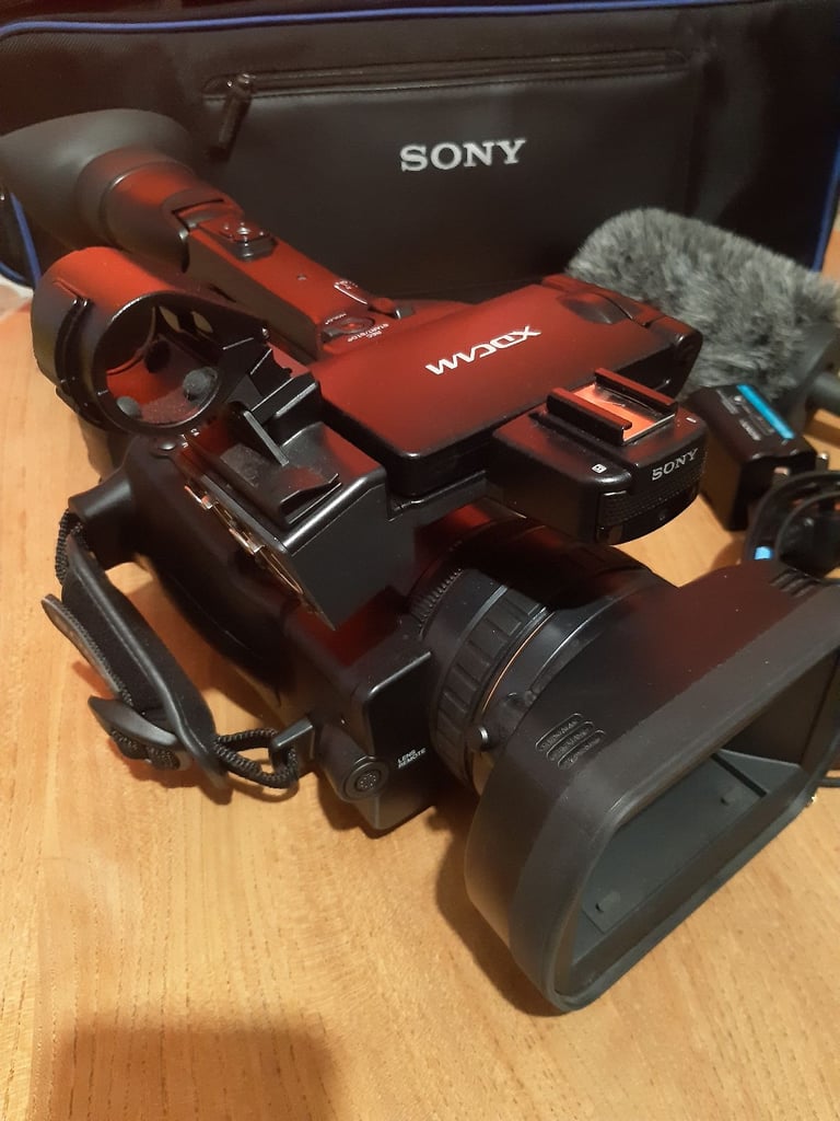 SONY PMW-200 XDCAM FULL HD BUNDLE!