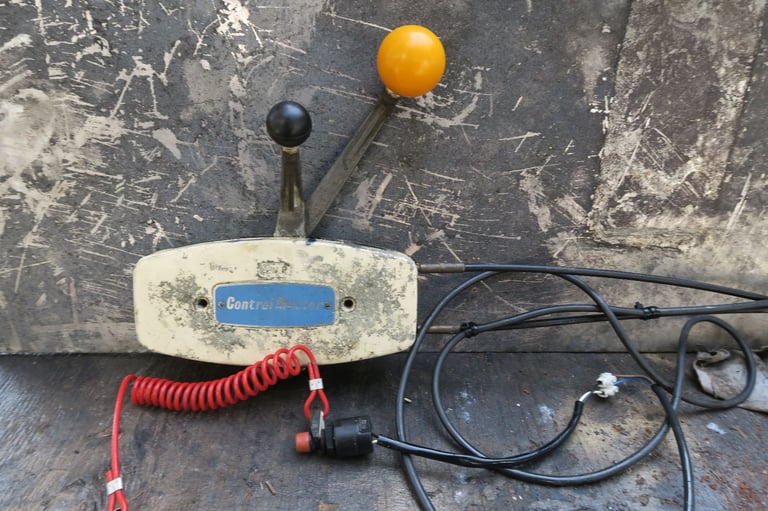HONDA 10HP  4 STROKE LONG SHAFT WITH REMOTES 