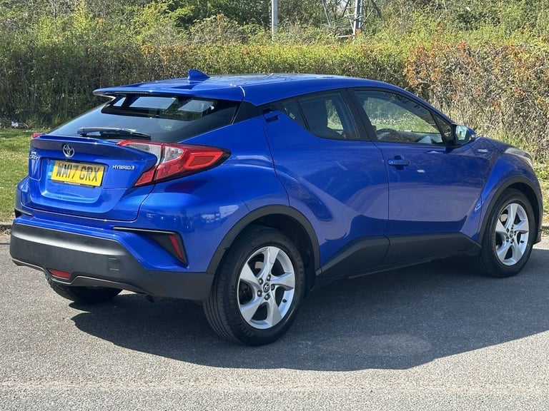 2017 Toyota C-HR 1.8 VVT-h Icon SUV 5dr Petrol Hybrid CVT Euro 6 (s/s) (122 ps) HATCHBACK PETROL/...