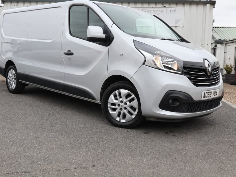 2018 Renault Trafic 1.6 dCi ENERGY 29 Sport Nav Panel Van 5dr Diesel Manual LWB