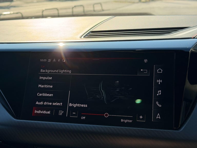 2023 Audi RS e-tron GT 93.4kWh Carbon Vorsprung Saloon 4dr Electric Auto quattro (598 ps) COUPE E...