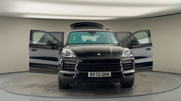 2022 Porsche Cayenne 3.0T V6 Platinum Edition TiptronicS 4WD Euro 6 (s/s) 5dr SUV Petrol Automatic