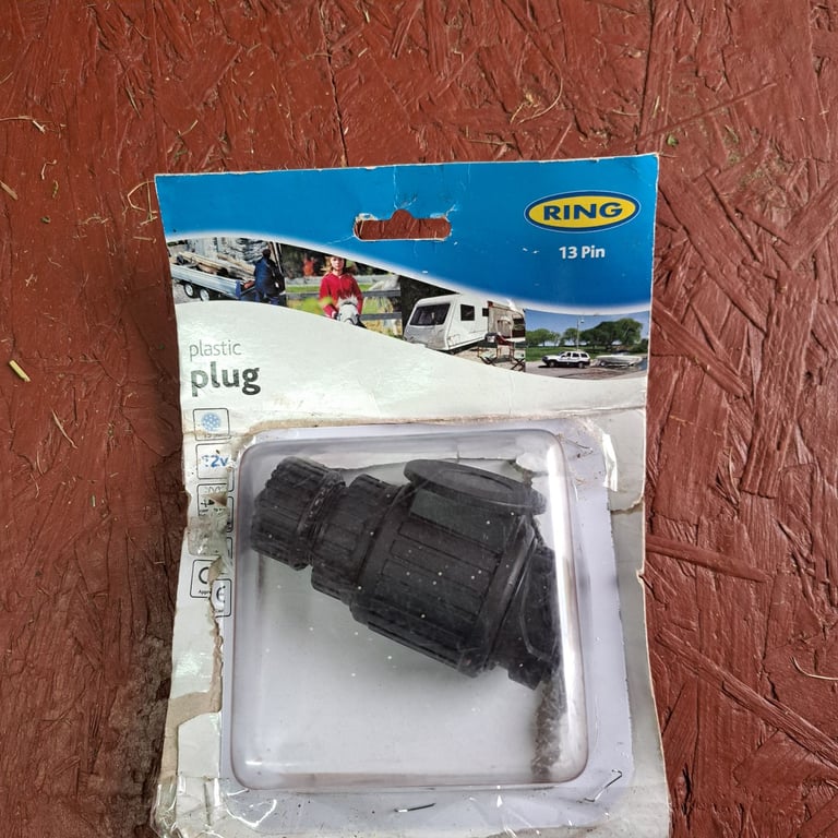 Ring 13 pin plug